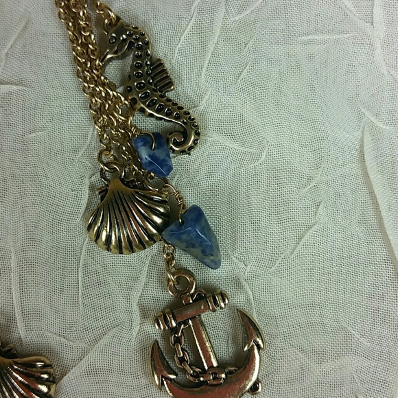 Pierced Earrings dangle Sea horse shell anchor blue lapis chip gold NEW - Picture 3 of 5